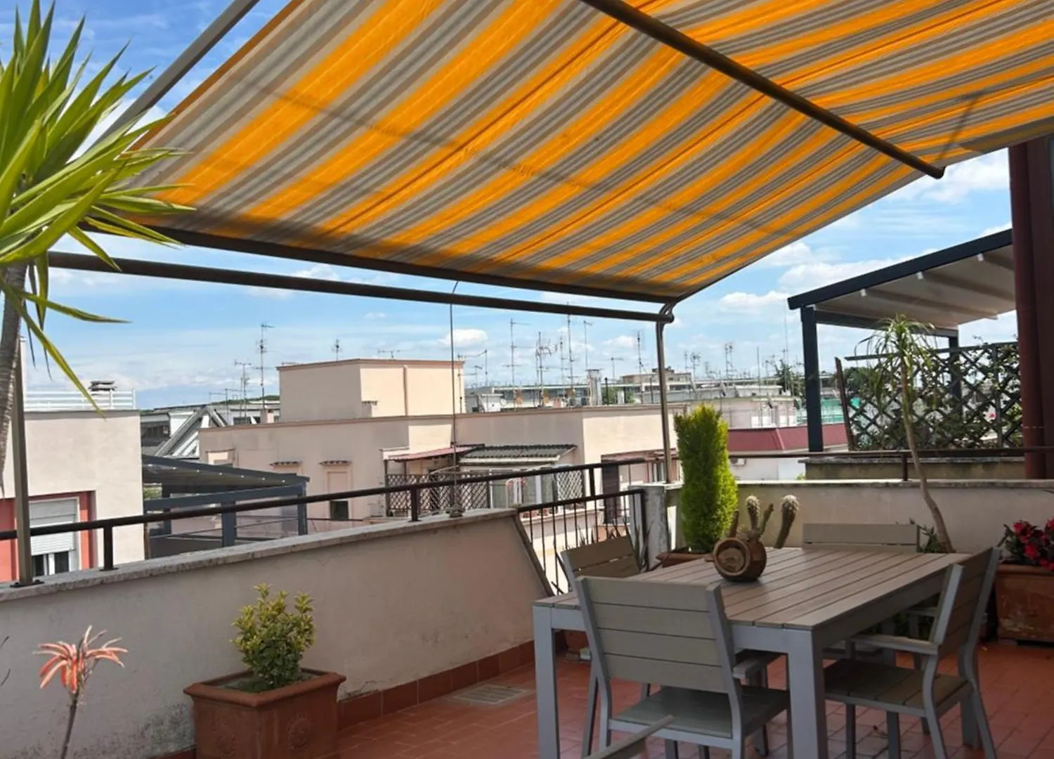 Appartamento Con Terrazza Vicino Gemelli E Vaticano Roma
