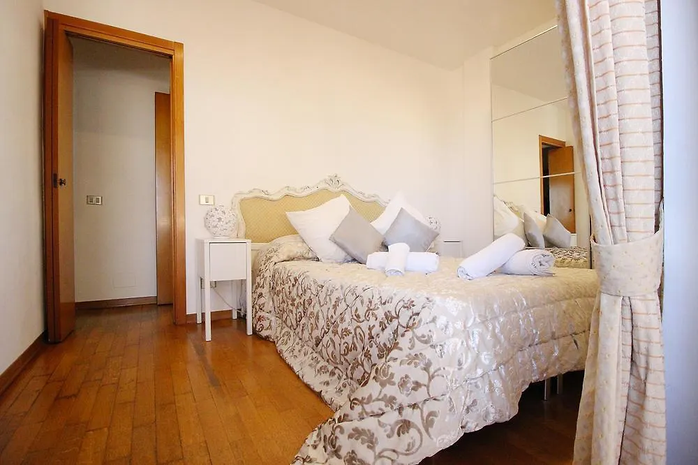 Daire Apartament Monte Mario Roma İtalya